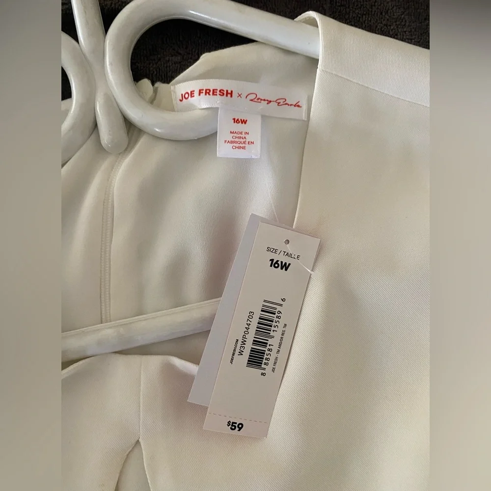 Joe Fresh x Roxy Earle BNWT women’s winter white key hole skater dress size 16 - Picture 9 of 12